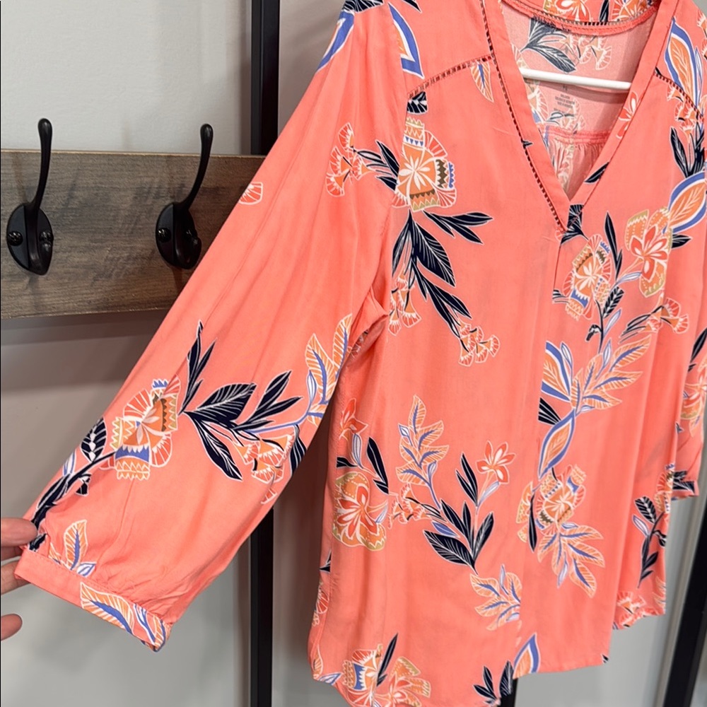 NWOT!! Floral Coral Blouse - Picture 5 of 8